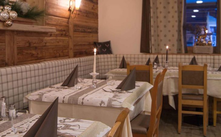 Hotel Amerikan, Livigno, Dining Room 2